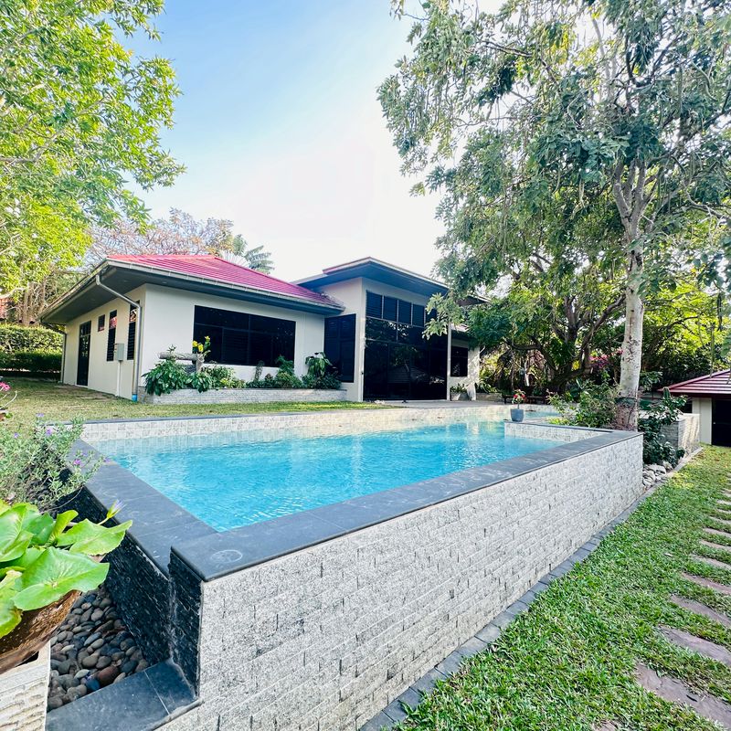 บ้านพักผ่อนขนาดใหญ่  พร้อมสระว่ายน้ำส่วนตัว 12
